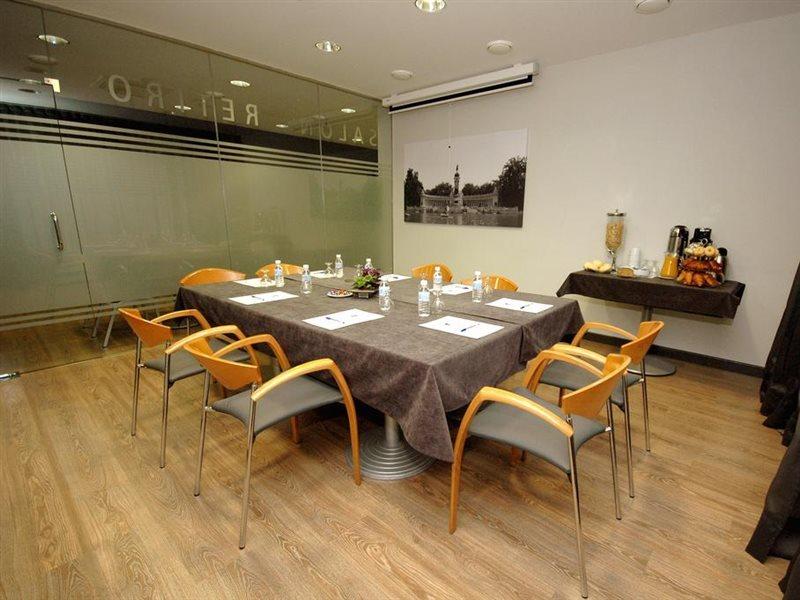 Hotel Cisneros Alcalá de Henares Buitenkant foto