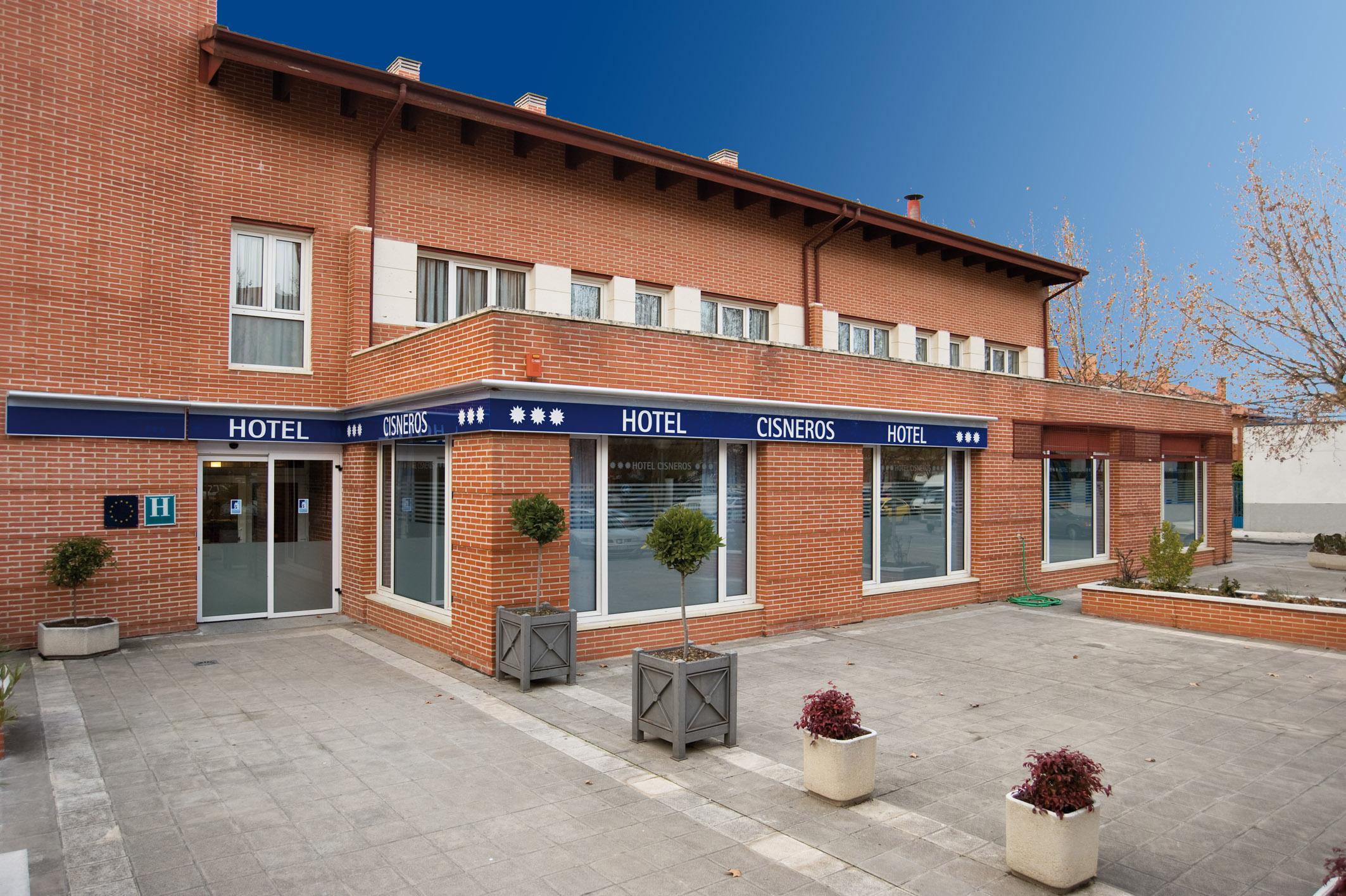 Hotel Cisneros Alcalá de Henares Buitenkant foto