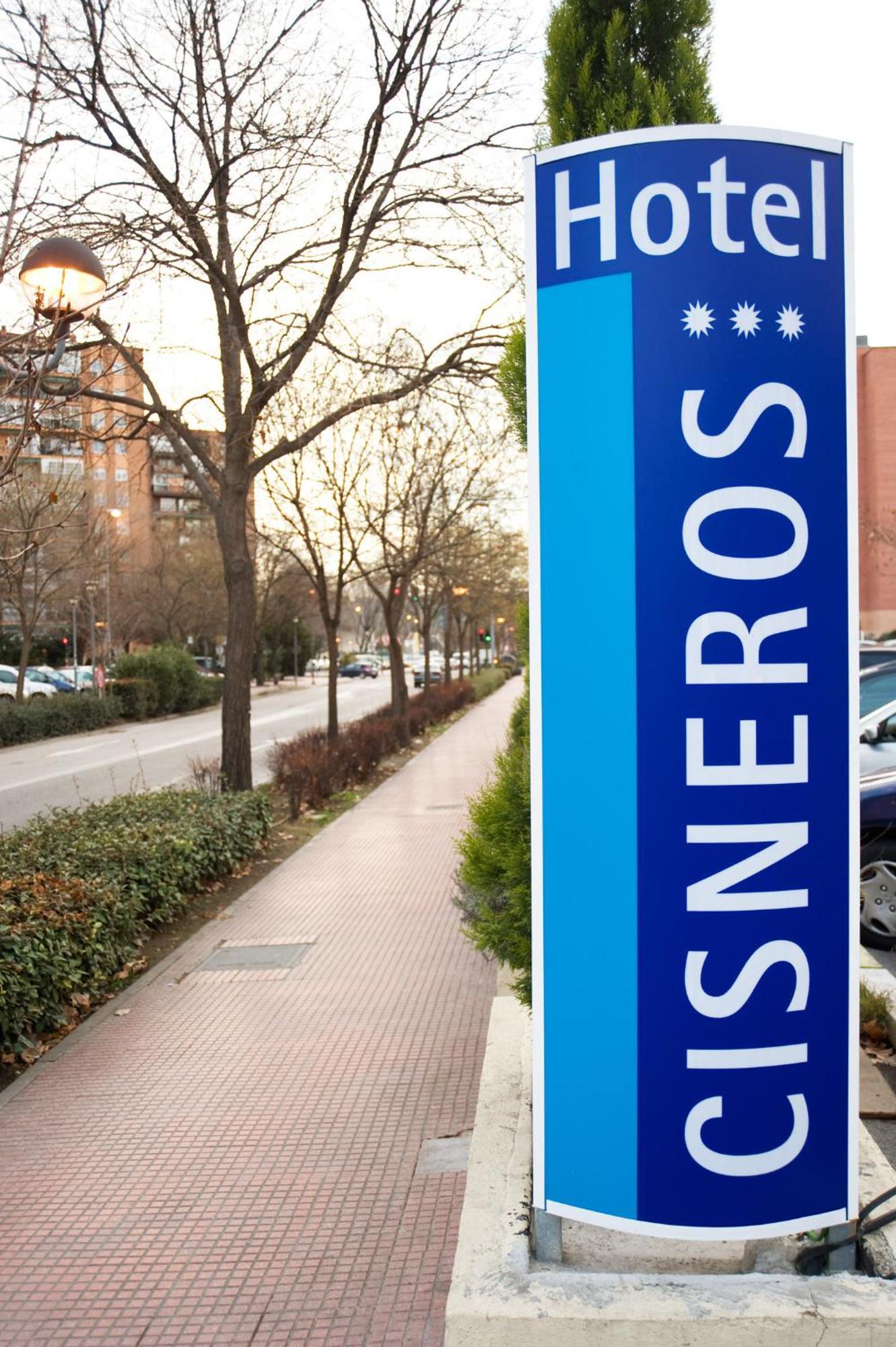 Hotel Cisneros Alcalá de Henares Buitenkant foto